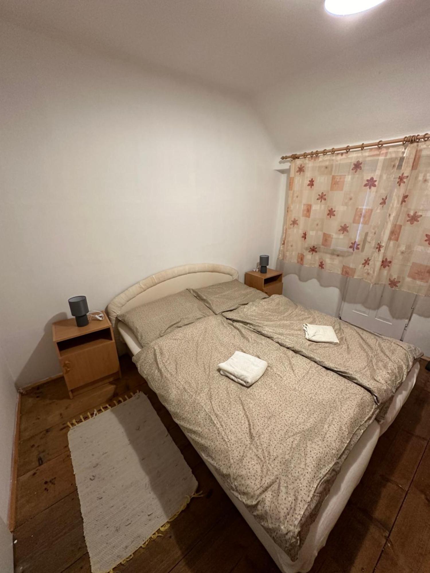 Apartment Dehtare Eksteriør bilde